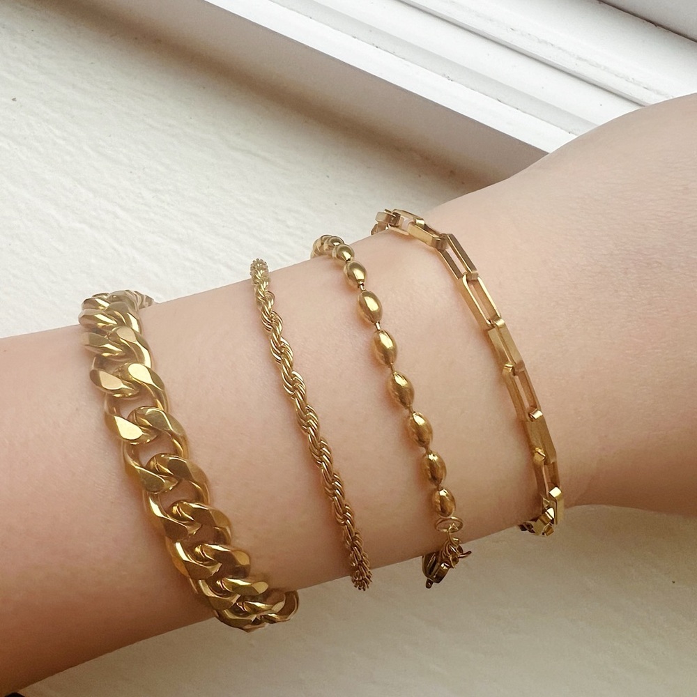 ✨ Gold Bracelet Stack | Cuban, Rope, Oval & Paperclip - Picture 4 of 7
